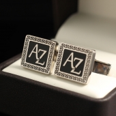 Запонки с инициалами "AZ"
