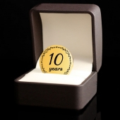 Позолоченная монета 10 лет Вместе