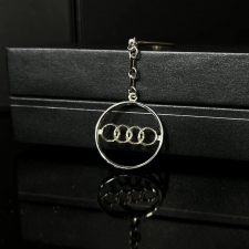 Серебряный брелок Audi с карабином