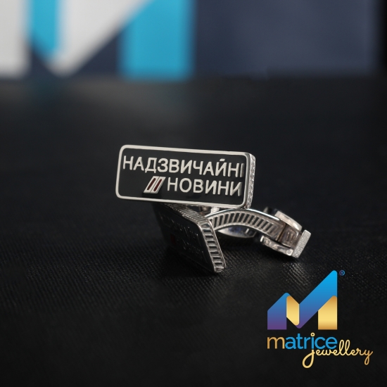 Запонки с логотипом Чрезвычайные Новости